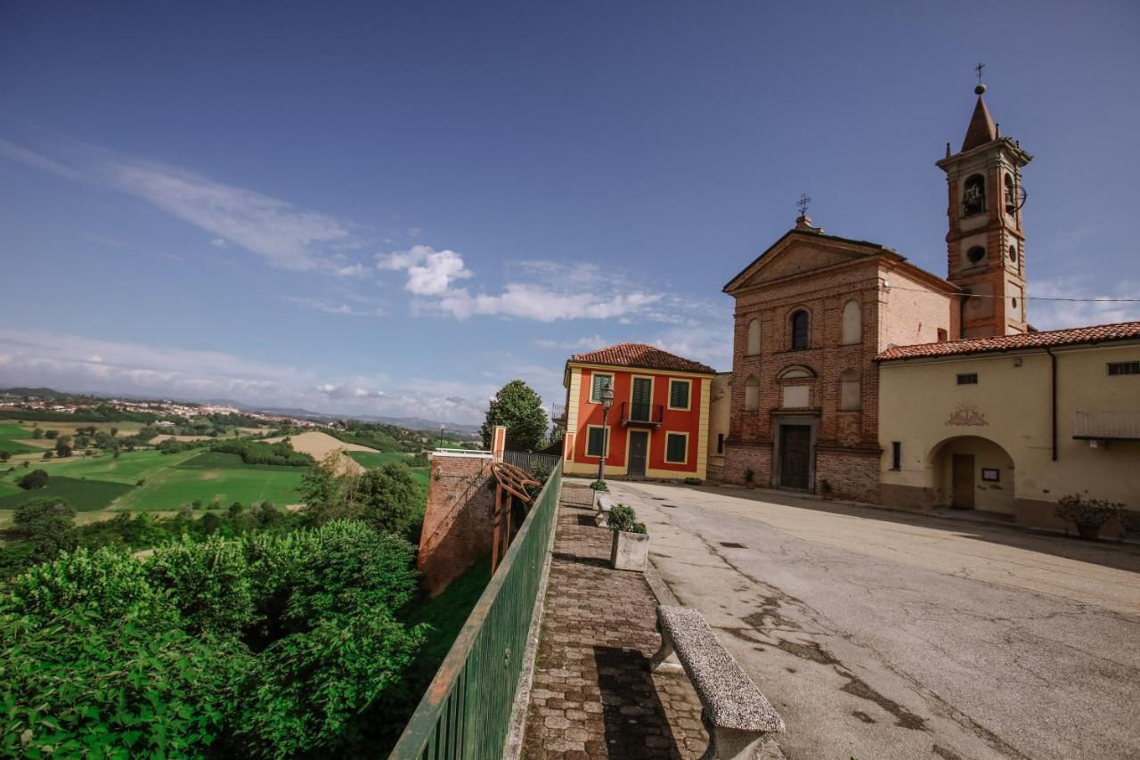 Il Pozzo Fiorito Apartment Cossombrato Luaran gambar