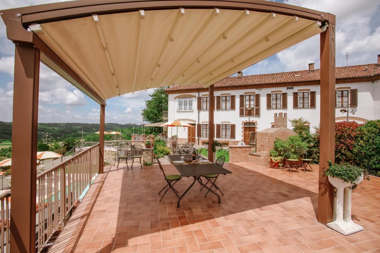 Il Pozzo Fiorito Apartment Cossombrato Luaran gambar