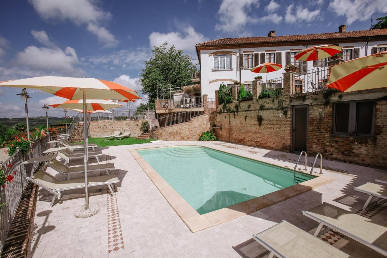 Il Pozzo Fiorito Apartment Cossombrato Luaran gambar